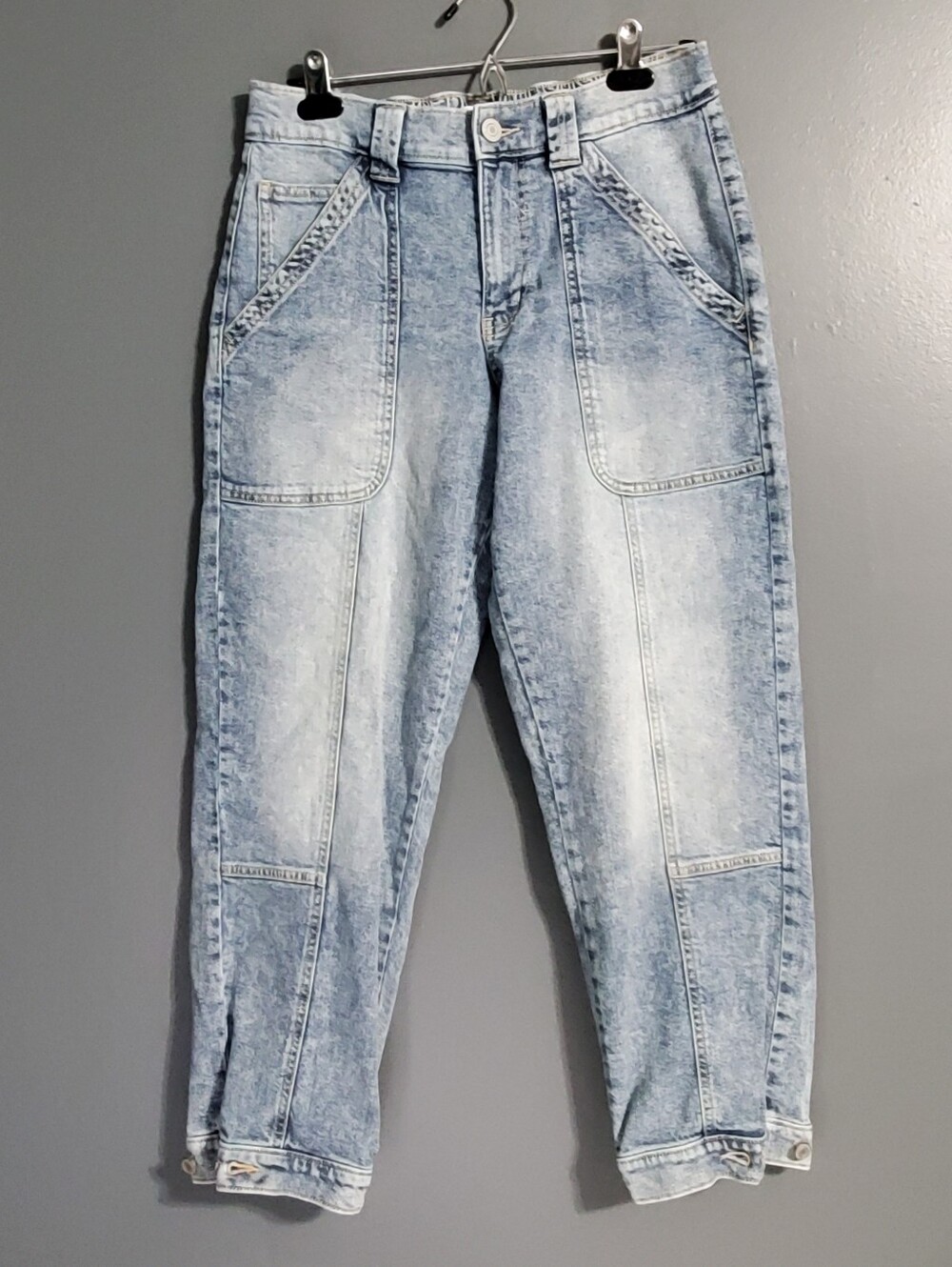 SO Pegged Acid Washed Cropped Jeans with Panel Pockets Women's Size Medium